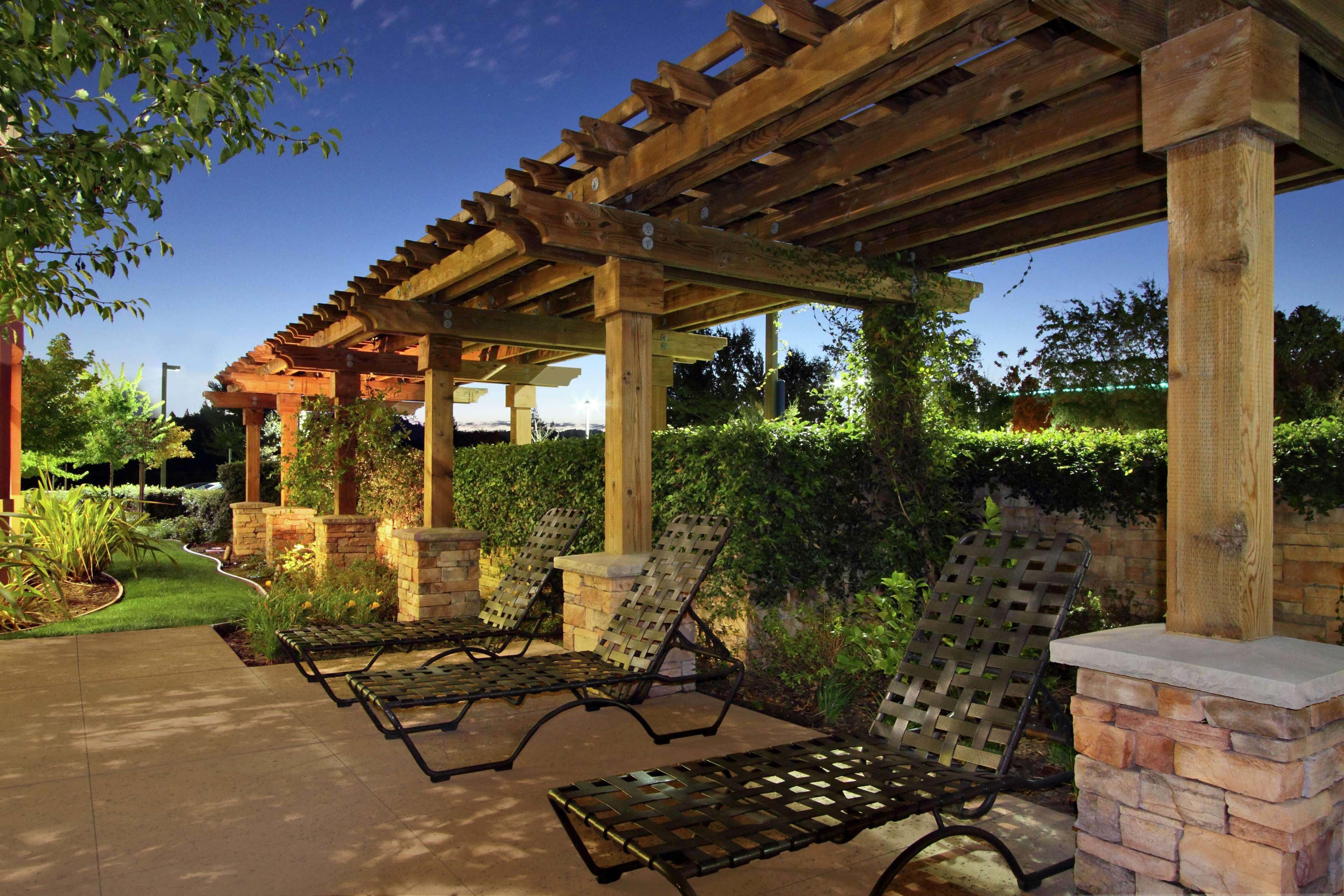 Hilton Garden Inn Sonoma County Airport Санта-Роза Екстер'єр фото