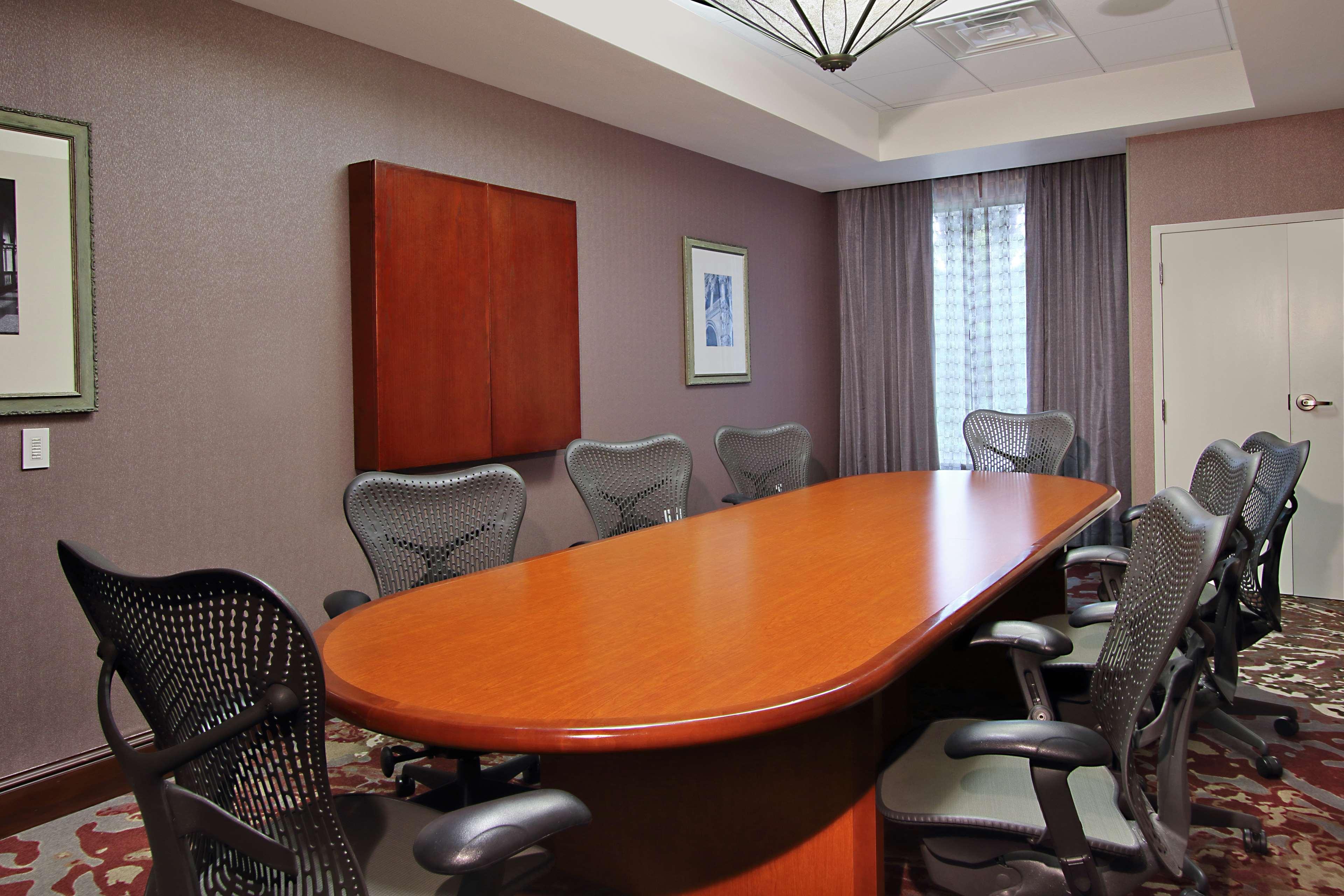 Hilton Garden Inn Sonoma County Airport Санта-Роза Екстер'єр фото