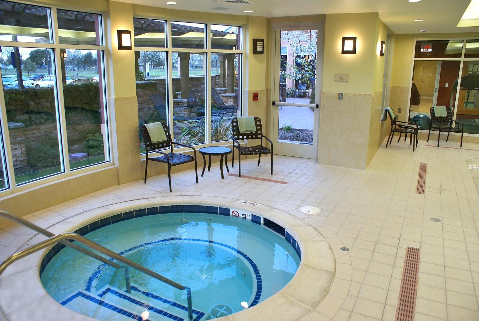 Hilton Garden Inn Sonoma County Airport Санта-Роза Екстер'єр фото